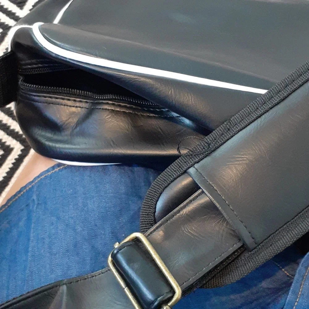 I love London black shouder large leather bag - Picture 10 of 10